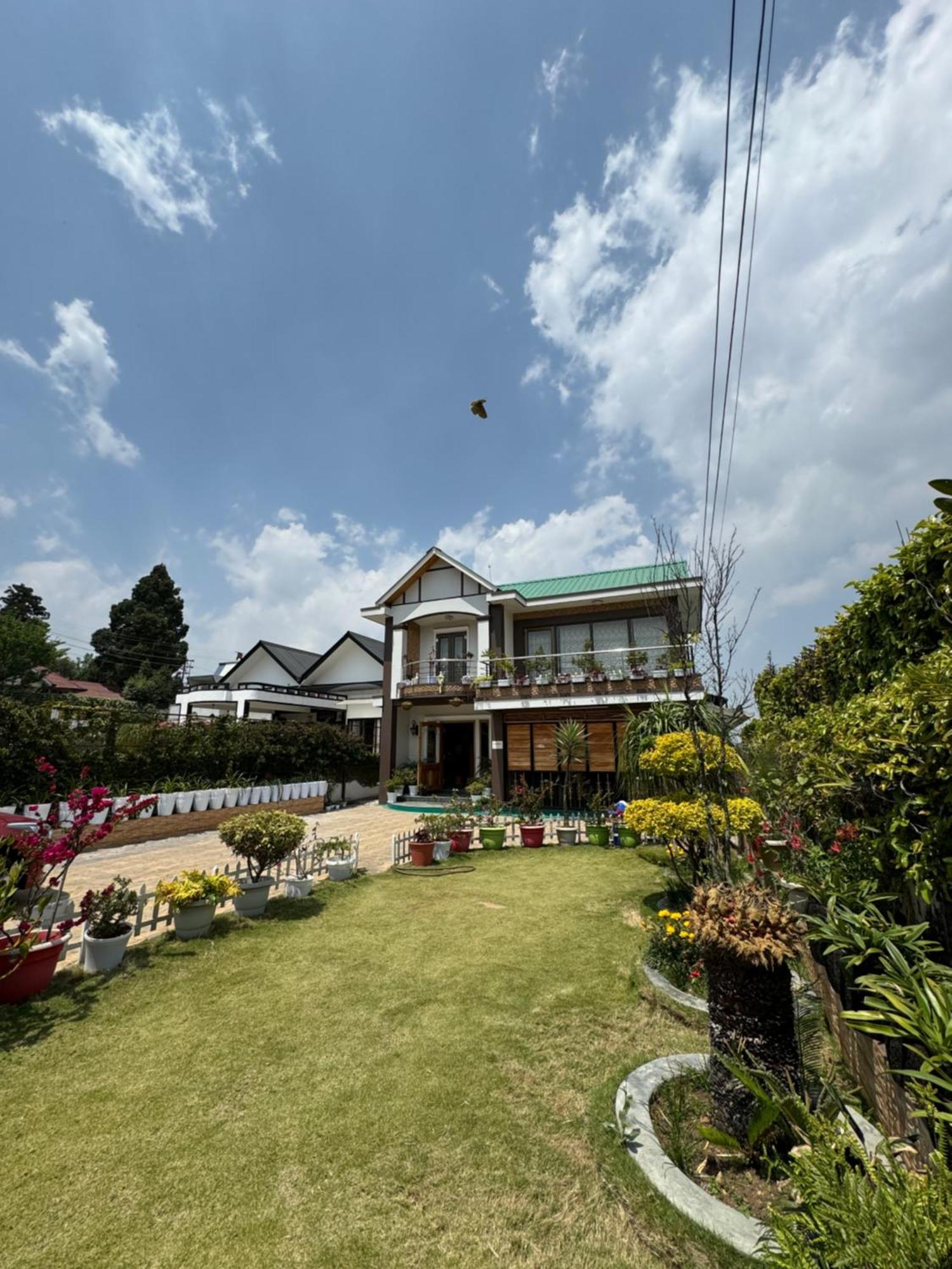Fratelli Guest House Shillong Extérieur photo