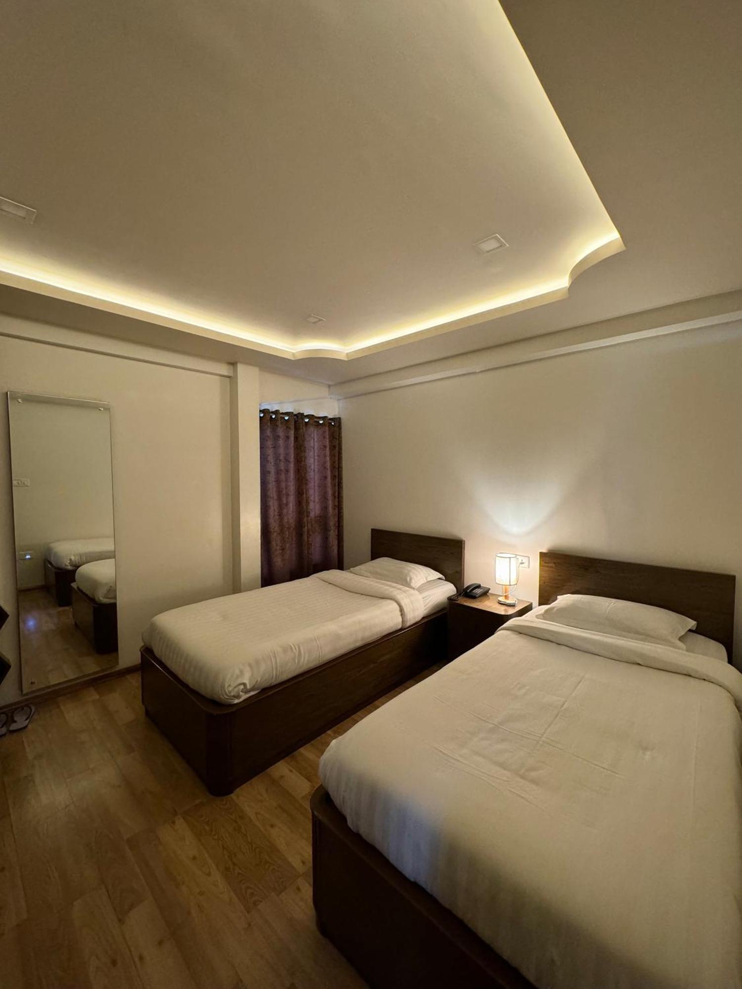 Fratelli Guest House Shillong Extérieur photo