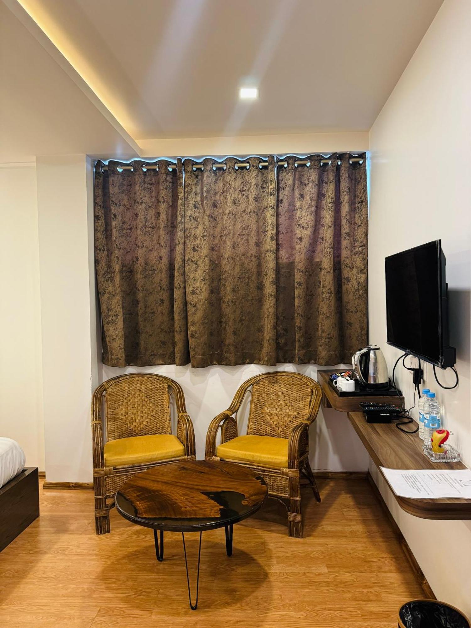 Fratelli Guest House Shillong Extérieur photo