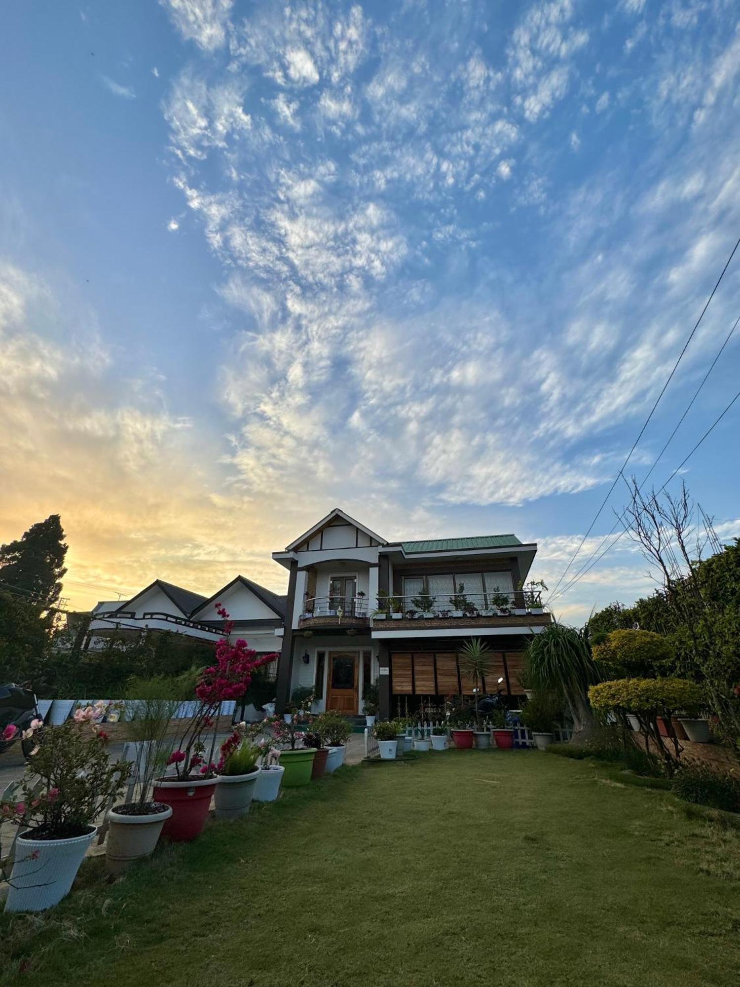 Fratelli Guest House Shillong Extérieur photo